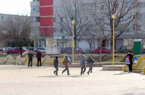 Constănţenii cer Guvernului mărirea alocaţiilor pentru copii